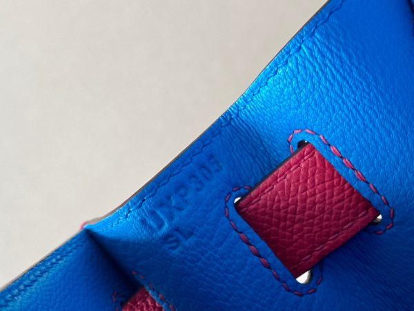Kelly HSS 28 Epsom Rouge de Coeur(S3) and Rose Extreme(I6) and Blue Zanzibar(B3) Palladium Hardware - Image 8