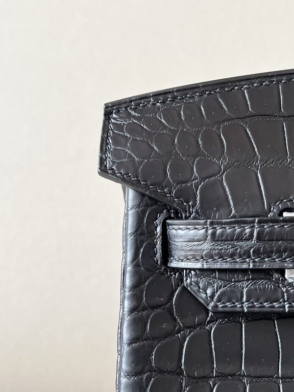 Birkin 25 Matte Porosus Crocodile Black CK89 Palladium Hardware - Image 3