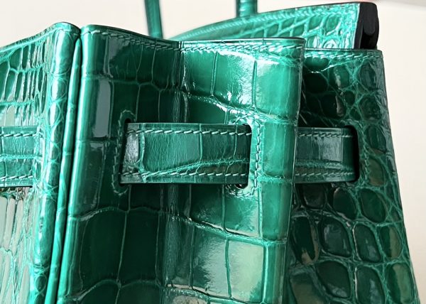 Birkin 35 Shiny Niloticus Crocodile Vert Emeraude 6Q Gold Hardware - Image 2