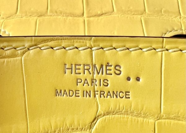 Birkin 25 Matte Niloticus Crocodile Mimosa Gold Hardware M9 - Image 2