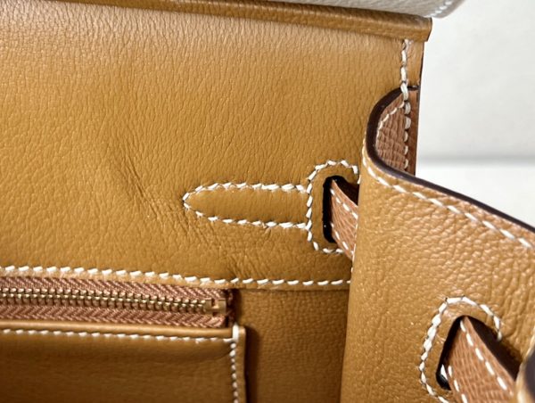 Birkin HSS 25 Trench S2 And Gold 37 Epsom Gold Hardware - Image 5