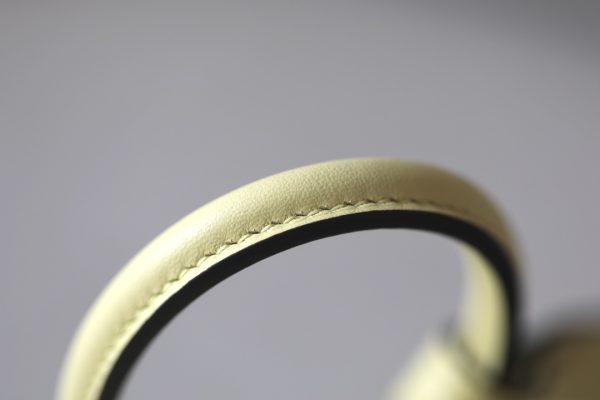 Lindy Mini Swift Jaune Poussin 1Z Gold Hardware - Image 9