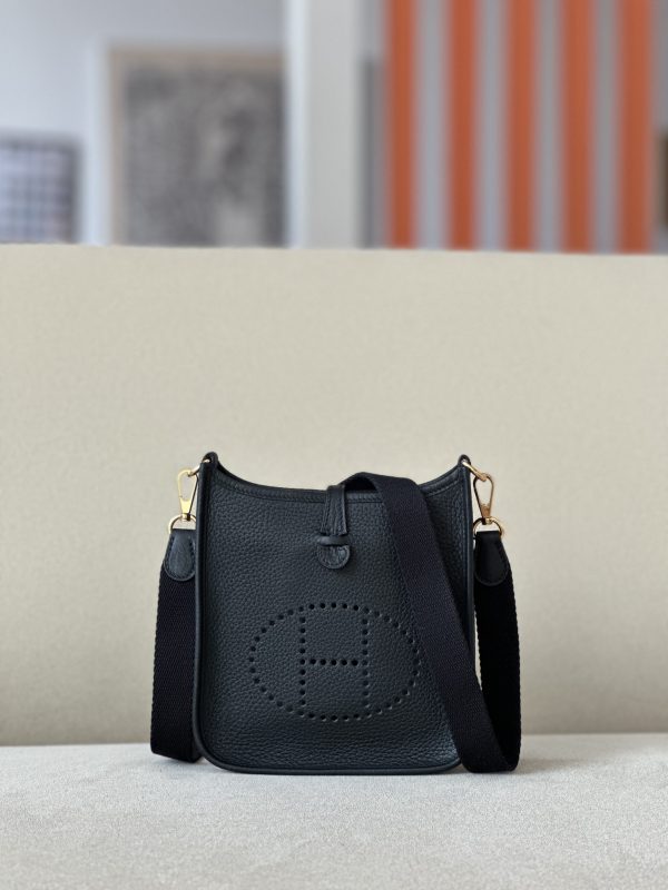 Evelyne TPM Clemence Noir 89 Gold Hardware