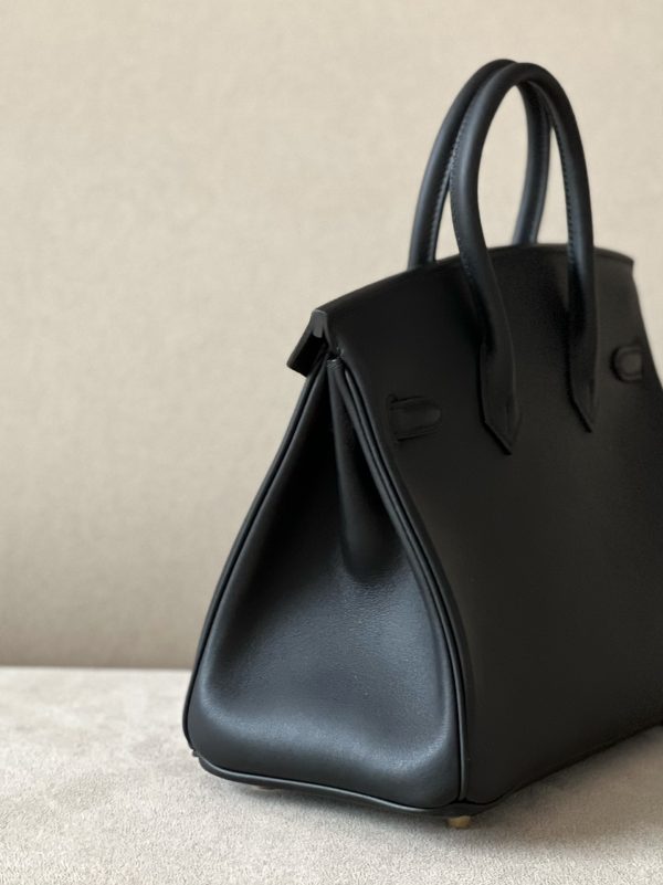 Birkin 25 Swift Noir 89 Gold Hardware - Image 4
