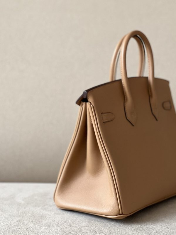 Birkin 25 Swift Chai 0M Gold Hardware - Image 2