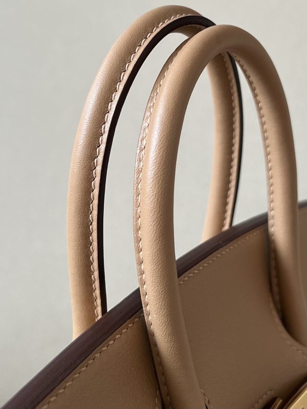 Birkin 25 Swift Chai 0M Gold Hardware - Image 3