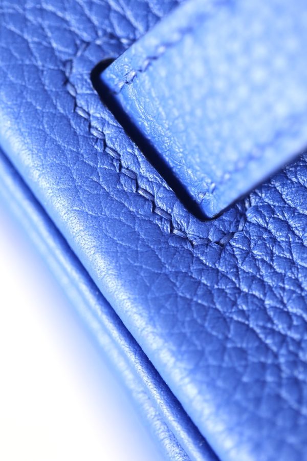 Birkin 30 Togo Bleu Electric (7T) Gold Hardware - Image 2