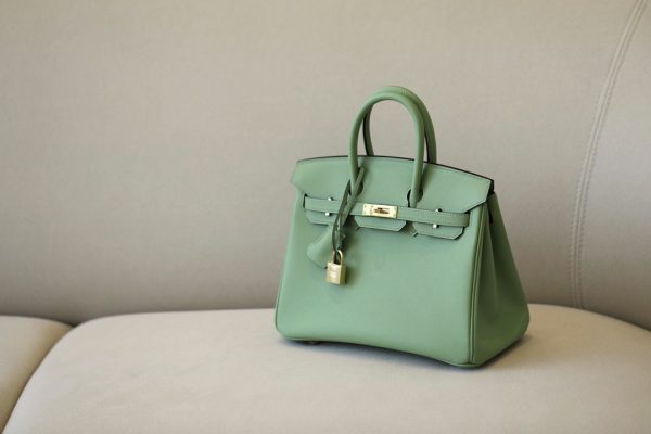 Birkin 25 Epsom Vert Criquet (3I) Gold Hardware