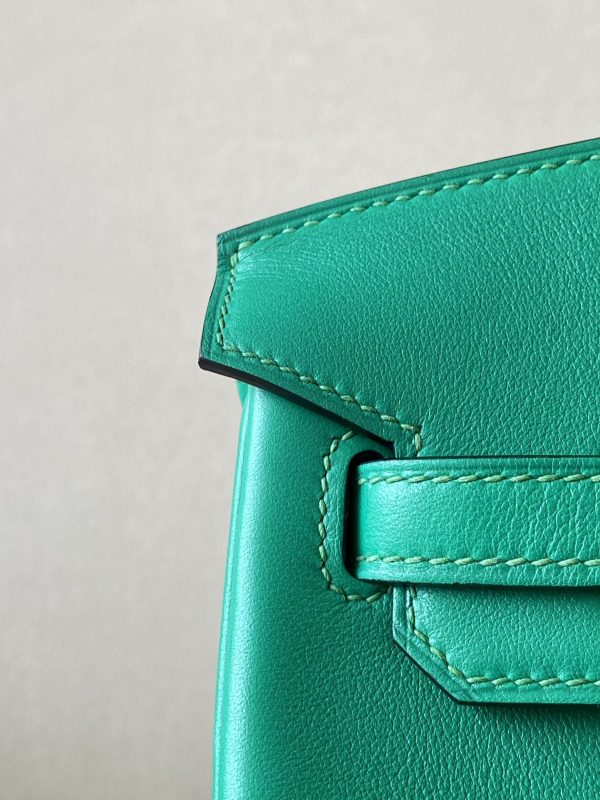 Birkin 25 Swift Vert Dfau(6U) Gold Hardware - Image 6
