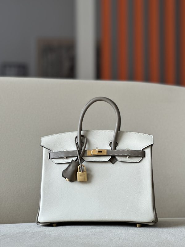 Birkin HSS 25 Swift  Beton(8L) and Gris Asphalte(M8) Gold Hardware - Image 11