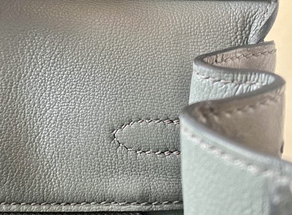 Birkin 25 Ostrich Etain(8F) Gold Hardware - Image 6