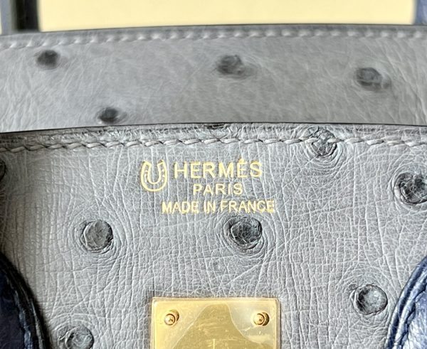 Birkin HSS 25 Ostrich Gris Agate(82) and Bleu Iris(77) Gold Hardware - Image 9