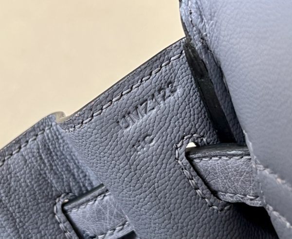 Birkin HSS 25 Ostrich Beton(8L) and Gris Agate(82) Gold Hardware - Image 9