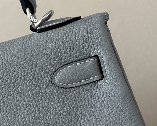 Kelly 25 Togo Gris Mouette(4Z) Palladium Hardware - Image 9