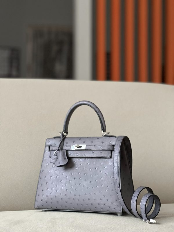 Kelly 25 Ostrich Gris Agate (82) Palladium Hardware - Image 2