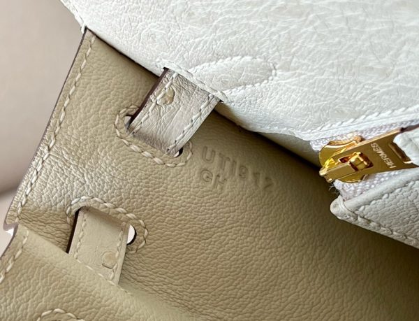 Kelly 25 Ostrich Parchemin (3C) Gold Hardware - Image 4
