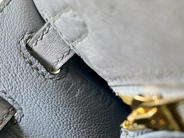 Kelly 25 Ostrich Gris Agate (82) Gold Hardware - Image 5