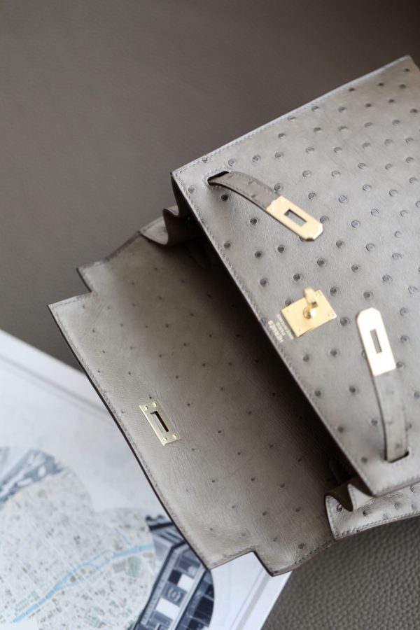 Kelly 25 Ostrich Etoupe(18) Gold Hardware - Image 9