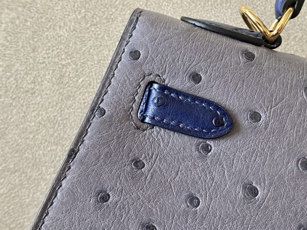 Kelly HSS 25 Ostrich Gris Agate(82)  and Bleu Irisn(77) Gold Hardware - Image 8