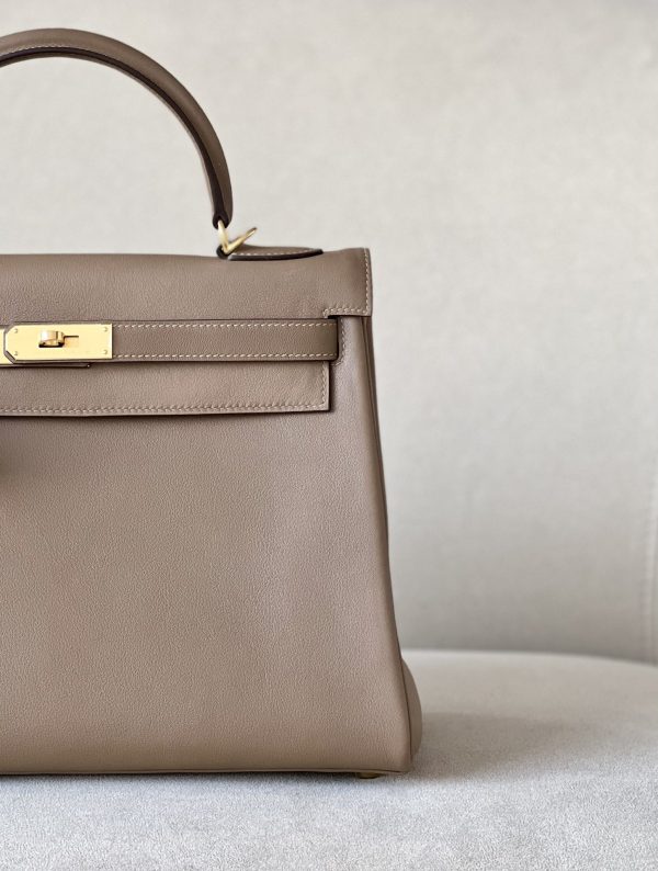 Kelly 35 Swift Beige De Weimar (D0) Gold Hardware - Image 10