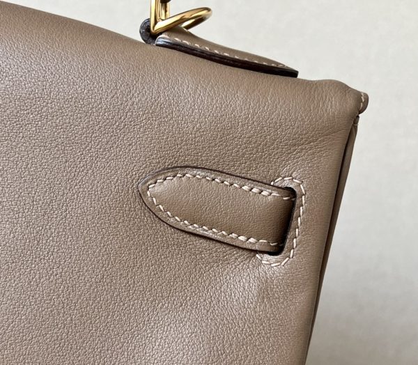 Kelly 35 Swift Beige De Weimar (D0) Gold Hardware - Image 7