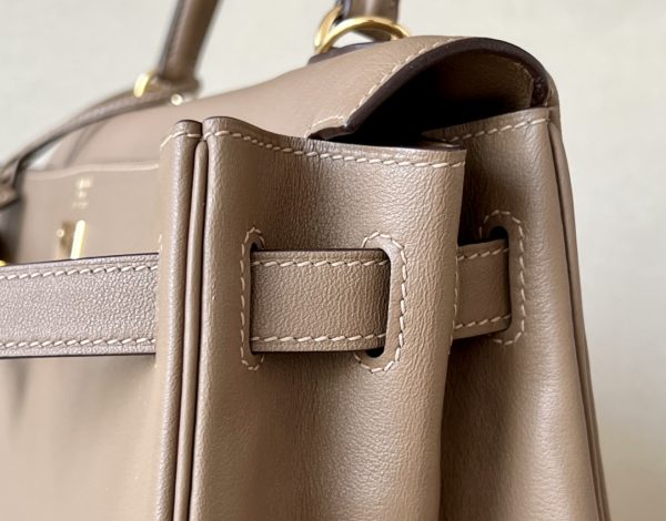 Kelly 35 Swift Beige De Weimar (D0) Gold Hardware - Image 5