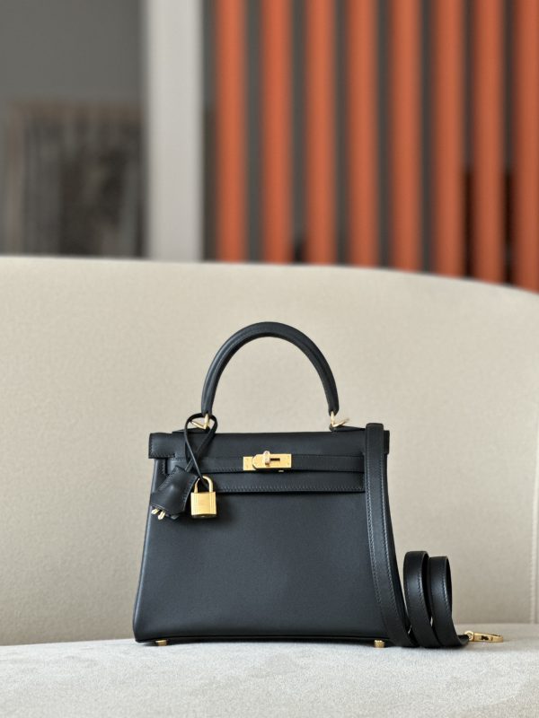 Kelly 25 Swift Nior (89) Gold Hardware