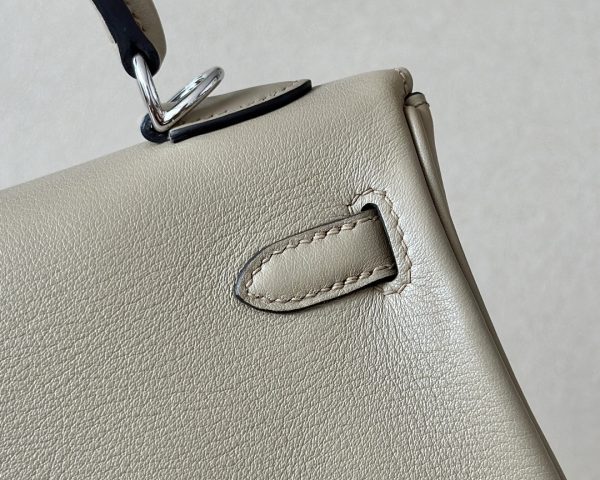 Kelly 25 Swift Beige Marfa (8Q) Palladium Hardware - Image 8
