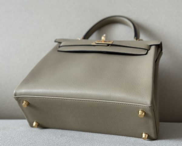 Kelly 25 Swift Beige Marfa (8Q) Gold Hardware - Image 10
