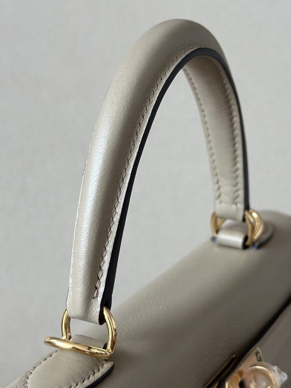 Kelly 25 Swift Beige Marfa (8Q) Gold Hardware - Image 8