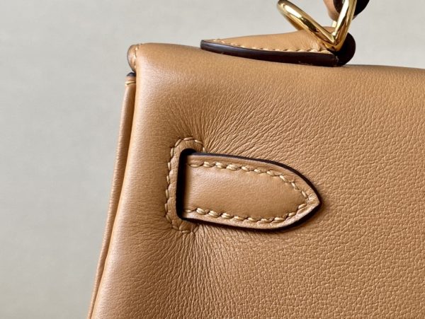 Kelly 25 Swift Chai (0M) Gold Hardware - Image 7