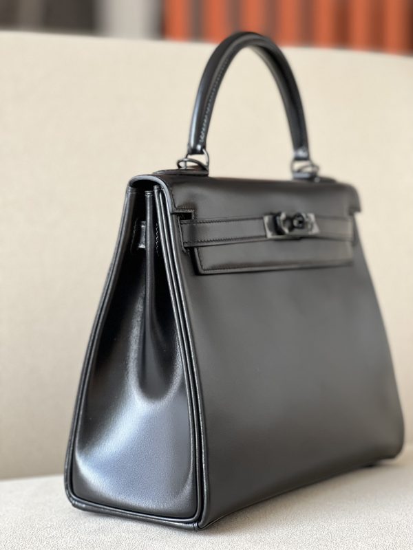 Kelly 28 Black Box Calf So Balck PVD Hardware - Image 4