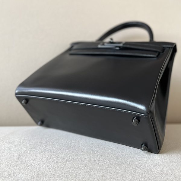 Kelly 28 Black Box Calf So Balck PVD Hardware - Image 5