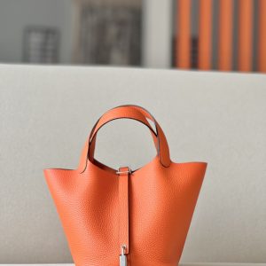 Picotin Lock 18 Clemence Orange(93) Palladium Hardware