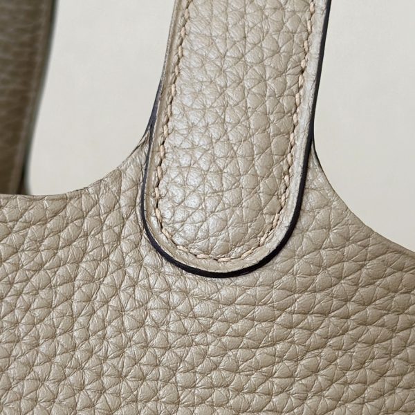 Picotin Lock 18 Clemence  Beige Marfa(8Q) Palladium Hardware - Image 2