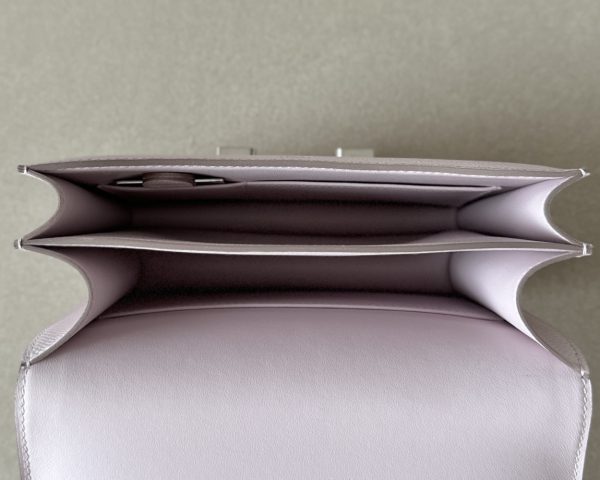 Constance 19 Epsom Mauve Pale(09) Palladium Hardware - Image 6