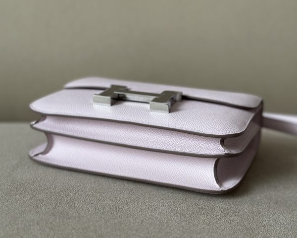 Constance 19 Epsom Mauve Pale(09) Palladium Hardware - Image 4