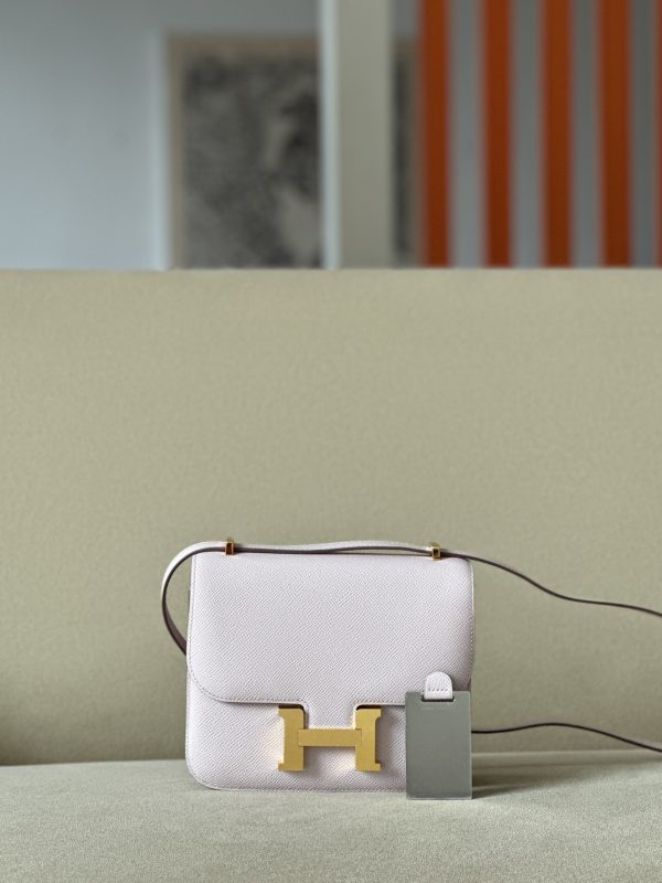 Constance 19 Epsom Mauve Pale(09) Gold Hardware