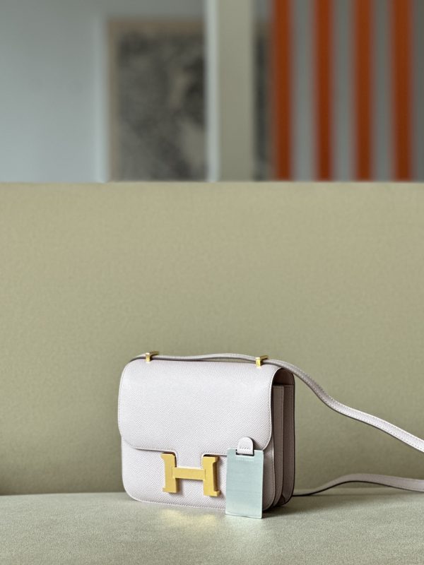 Constance 19 Epsom Mauve Pale(09) Gold Hardware - Image 3