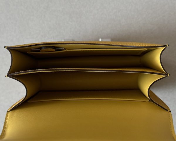 Constance 19 Epsom Jaune Amber(9D) Palladium Hardware - Image 4