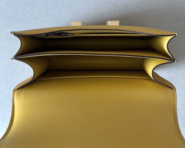 Constance 19 Epsom Jaune Amber(9D) Gold Hardware - Image 4