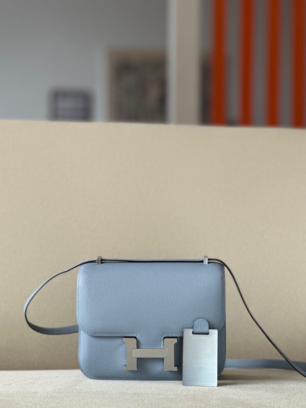 Constance 19 Epsom Bleu Lin(J7)  Palladium Hardware