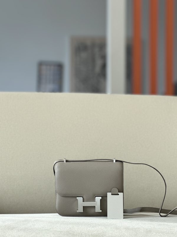 Constance 19 Epsom Gris Asphalte(M8) Palladium Hardware
