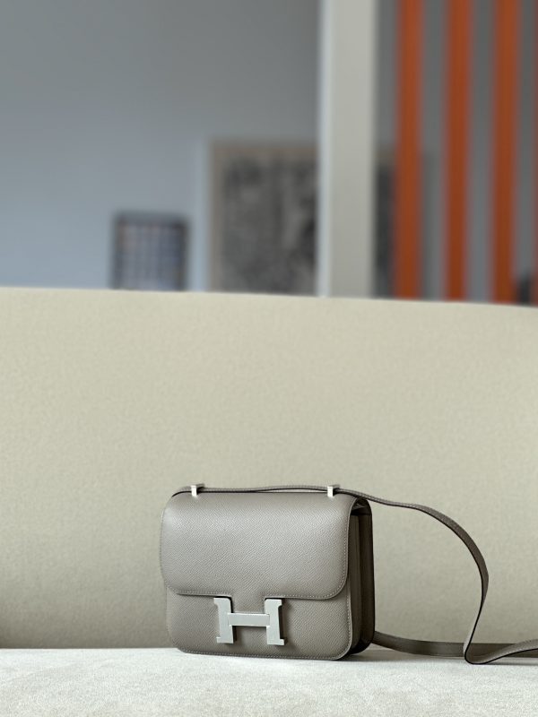 Constance 19 Epsom Gris Asphalte(M8) Palladium Hardware - Image 3