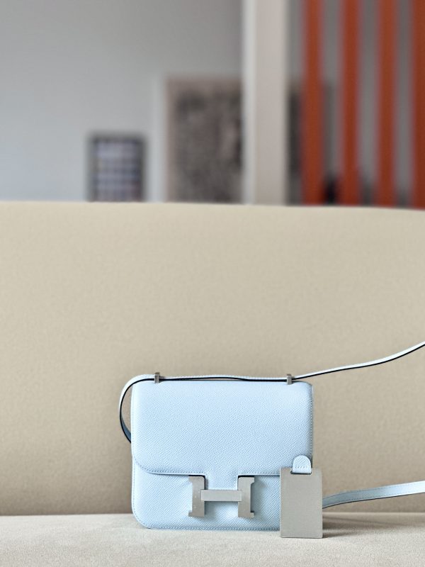 Constance 19 Epsom Blue Pale(08) Palladium Hardware