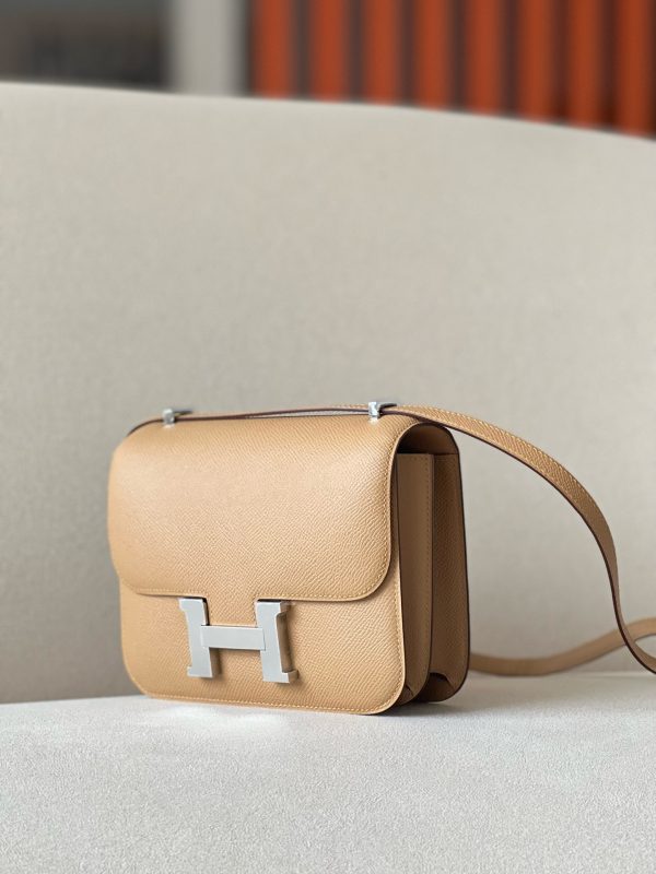 Constance 19 Epsom Chai (0M) Palladium Hardware - Image 3
