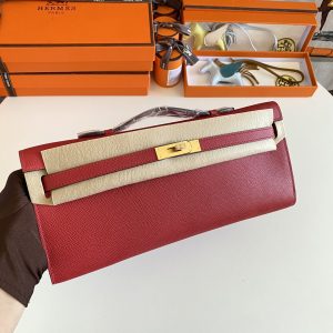 Kelly Cut 31 Epsom Rouge Casaque (Q5) Gold Hardware
