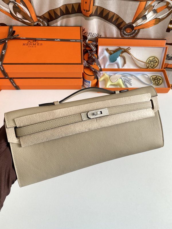 Kelly Cut 31 Epsom Gris Tourterelle (81) Palladium Hardware