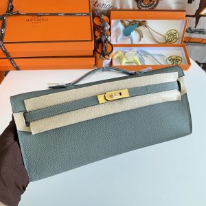 Kelly Cut 31 Epsom 63 Vert Amande  (63) Gold Hardware
