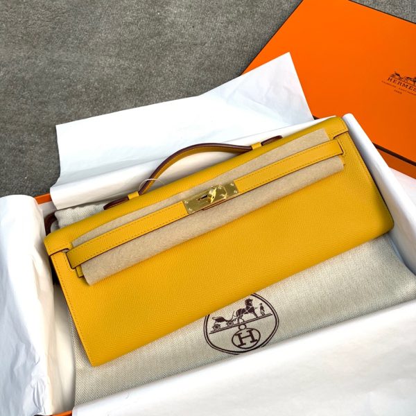 Kelly Cut 31 Epsom Jaune Amber  (9D) Palladium Hardware - Image 5